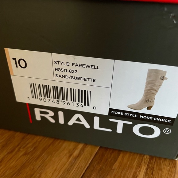 Women’s heeled boots - Picture 3 of 3